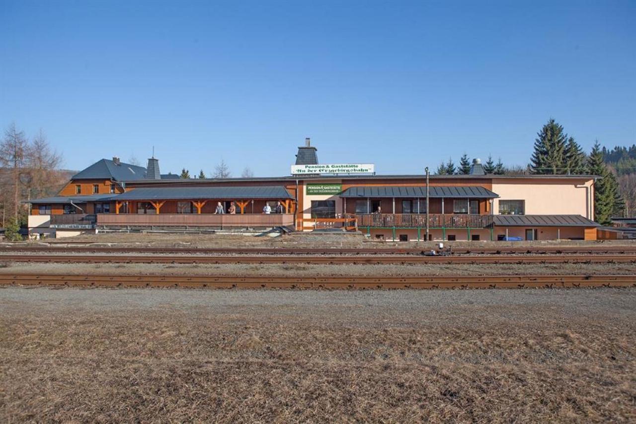 Pension An Der Erzgebirgsbahn Oberwiesenthal Exteriör bild